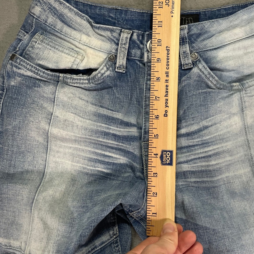 Encrypted Men's Distressed Denim Shorts Size 32 Light Wash Stretch Biker Y2K - Picture 7 of 11